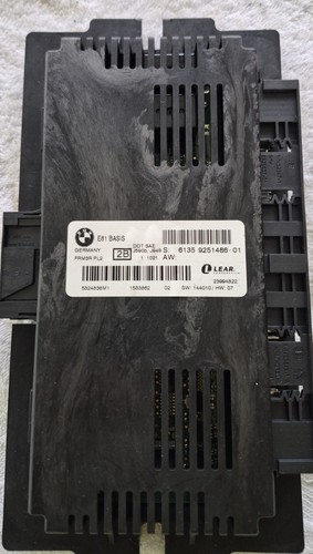 Bmw series e81 footwell - 1,