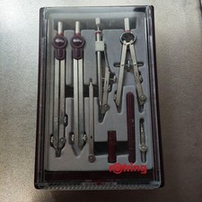 Rotring compass set #4e1838