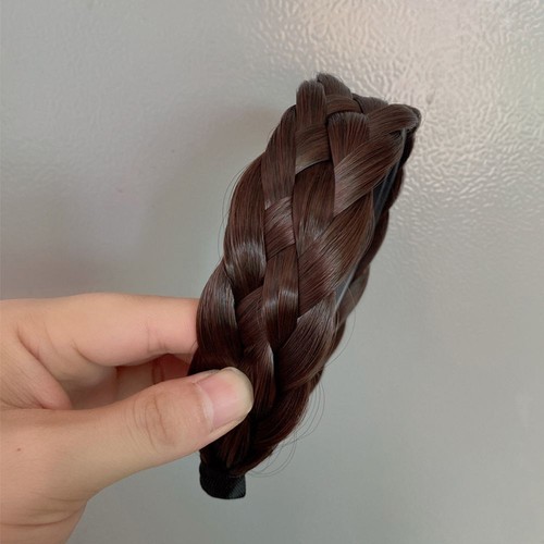 Plait hair thick - chunky, braid