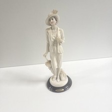 Juliana collection Figurine