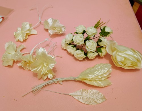 Job lot ivory white - job,