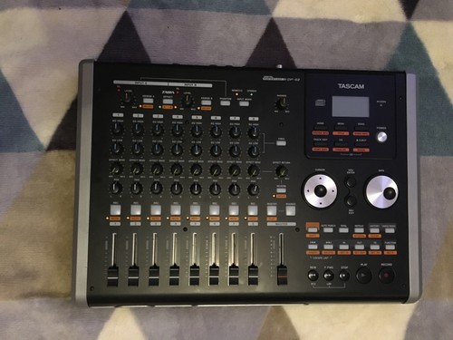 Tascam digital - dp-02,