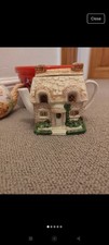 Vintage Cottageware Teapot –
