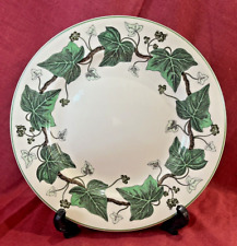 WEDGWOOD NAPOLÉON IVY GREEN EDGE 8" DESSERT PLATE MINT/EXCELLENT CONDITION