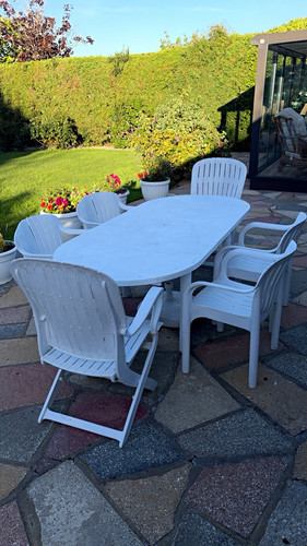 White plastic oval patio - plastic, table