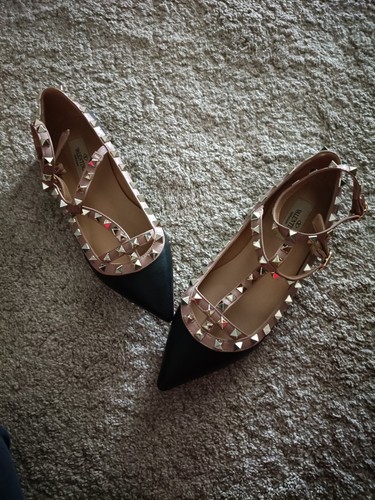 Valentino garavani black and - black,