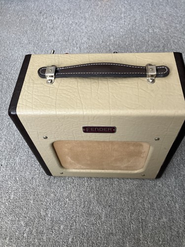 Fender champion 600 class - 600, 5w