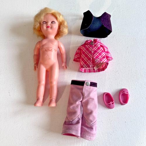 Amanda jane doll - jane, clothes