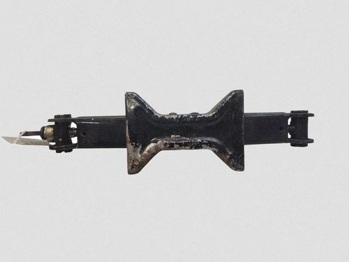 Mazda sedan lift jack - sedan, gg
