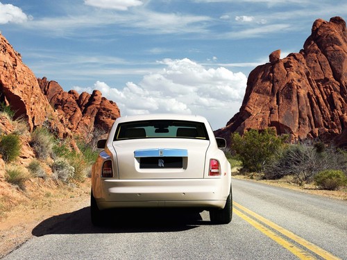 Cars rolls royce - white, phantom