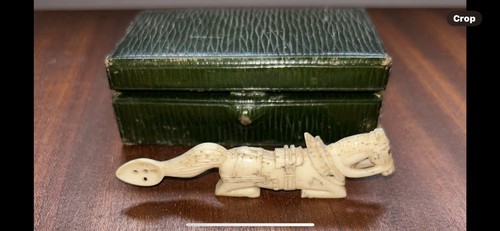 Horse figure carved tobacco - figure,