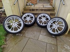 Staggered Inovit Alloy Wheels