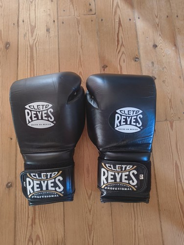 Cleto reyes black boxing - cleto, oz