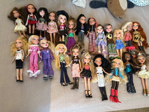 Huge bratz dolls - dolls, bundle