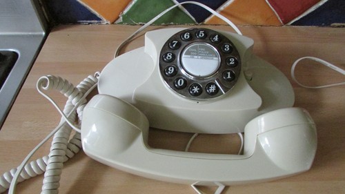 Gpo audrey cream push button - gpo,