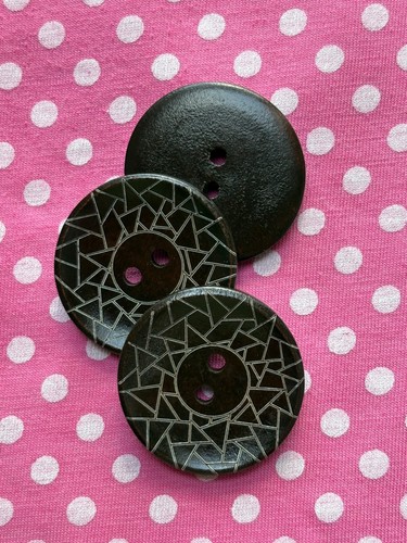 Large dark brown wooden - 33,