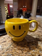 Smiley Face Coffee Mug 