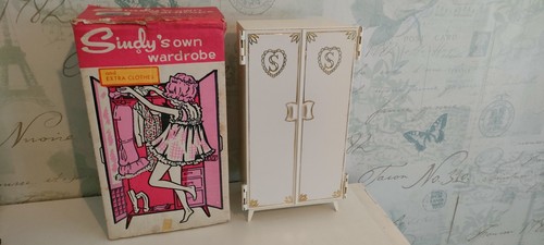 Vintage sindy wardrobe - vintage,