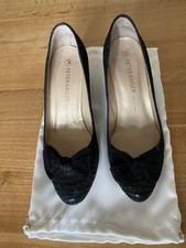 Peter Kaiser Black Crocodile