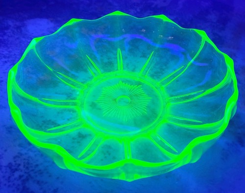 Uranium glass bowl cm - uranium,