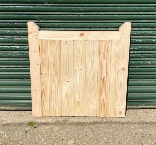Wooden flat top garden - gate,