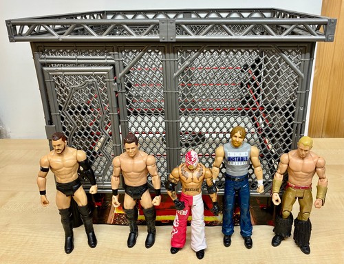 Wwe steel cage wrestling ring - cage,