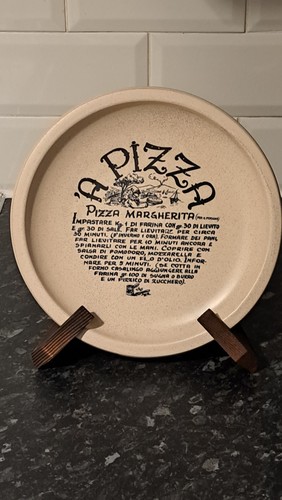 Ceramic plate features - plate,