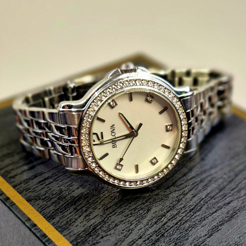Bulova 96l255 quartz - bulova,