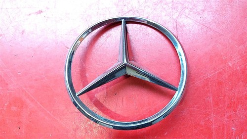 Mercedes star bolted rear lid - mercedes,
