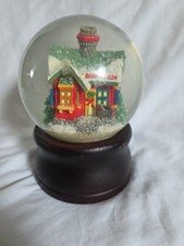 Vintage snow globe featuring - vintage,