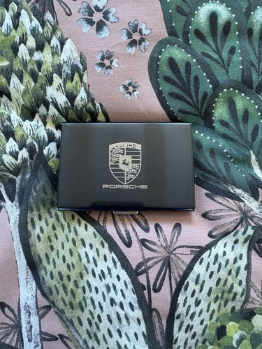 Porsche credit card case storm - credit,