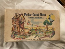 CHILDRENS VINTAGE MOTHER GOOSE SHOES BOXED 1950'S