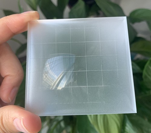 Focusing screen for - screen,
