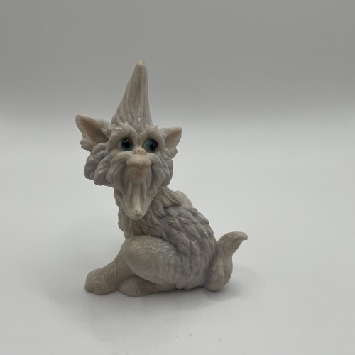 Enchantica snow hopper figure - enchantica,