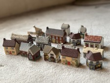 Wade ceramics Whimsey-on-Wye village set - 15pcs