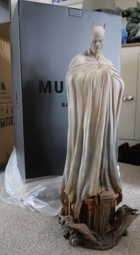 Batman queen studio museum - studio,