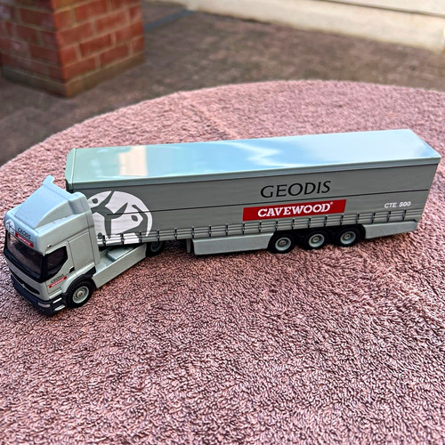 Corgi trucking volvo - corgi,