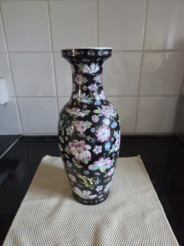 Chinese porcelain famille noir