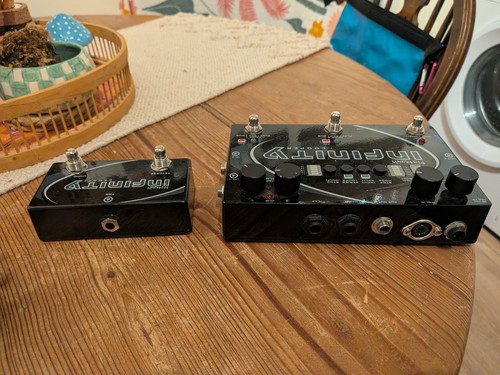 Pigronix stereo infinity - pigronix,