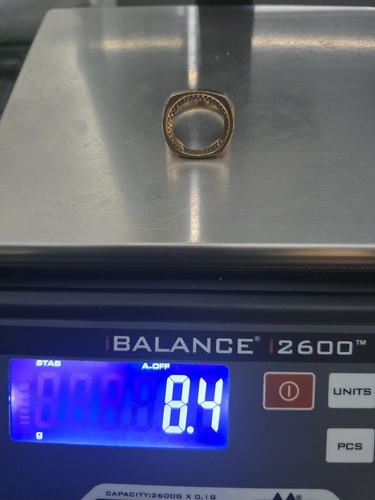 9ct half sovereign ring - half, mount