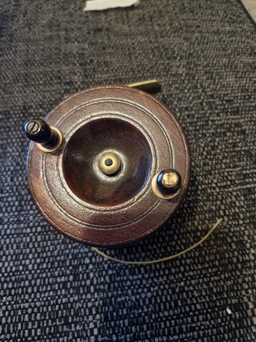 Vintage wooden and brass - 3.5",