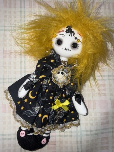 Artist hand made gothic girls - artist,
