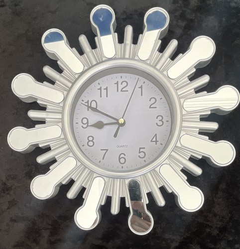 Silver sunburst mirror effect - silver,