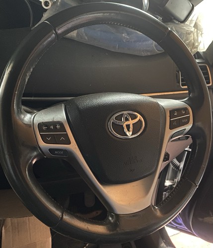 Toyota verso steering wheel - verso,