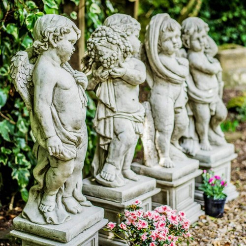 Set statues of - of, 4