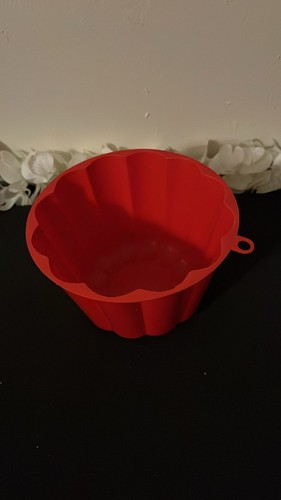 Red vintage hard plastic - red, jelly