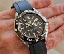Seiko 5 Sports SNZB23J1 Automatic Men's Watch Made in Japan Day-Date 7S36-00Y0