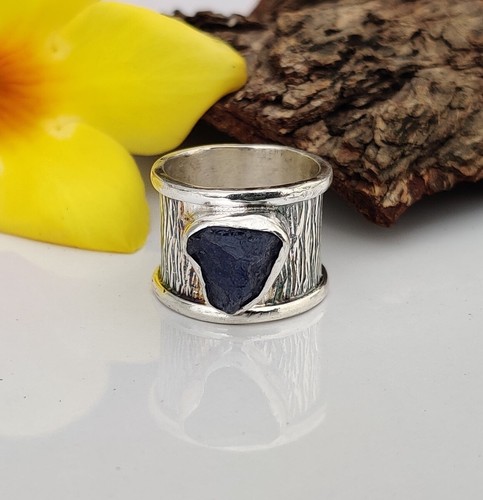 Raw tanzanite ring - ring, 925