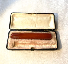 VINTAGE ART DECO AMBER