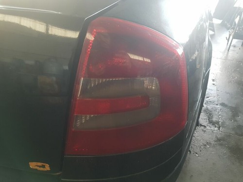 086651909r rear lamp skoda - rear,